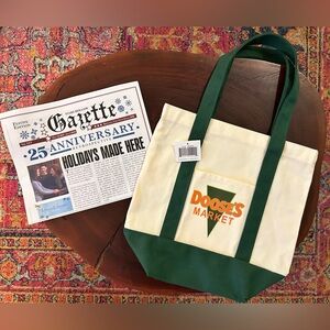 Gilmore Girls DOOSE’S MARKET Tote Bag w/25th Anniversary Stars Hollow Gazette